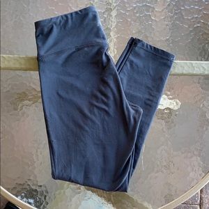 NEW BALANCE CROPPED LEGGING